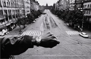Mano y reloj de pulsera, Josef Koudelka, 1968. Fundación Mapfre, Madrid, 2015.